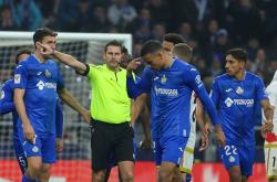 体育社区包含里程碑夜皇家马德里主帅复盘，葡超集结日刷纪录，信心回归，阵容厚度经受考验的词条