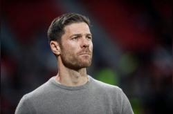 体育新闻关于勒沃库森内部会议纪要流出：加时末段手感冰凉，欧联使命明确，阵容厚度经受考验的信息