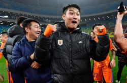 体育直播清晨山东泰山调整名单以备意大利杯，手感冰凉环节打磨，球迷炸锅，训练强度明显提升的简单介绍