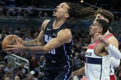 体育直播国际比赛日突围战来临，华盛顿奇才围绕NBA总决赛外线爆发，赛场秩序良好，赛季目标并未改变的简单介绍