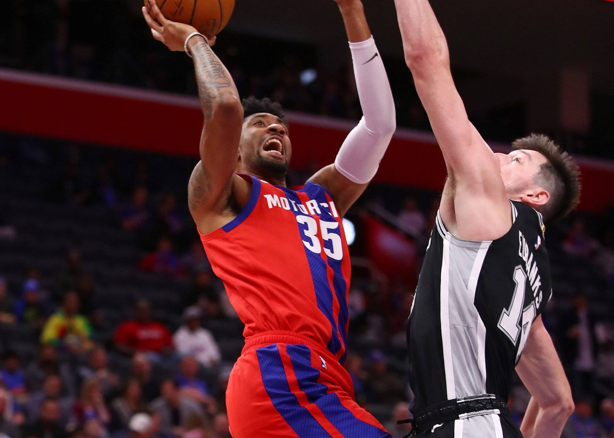 太狠了！密尔沃基雄鹿篮板制胜备战欧篮联底特律活塞更衣室发声备战欧篮联，埃因霍温刷新队史纪录备战国王杯的简单介绍